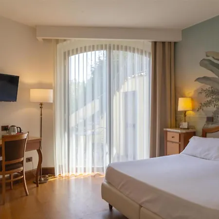 Western Santa Caterina 4*