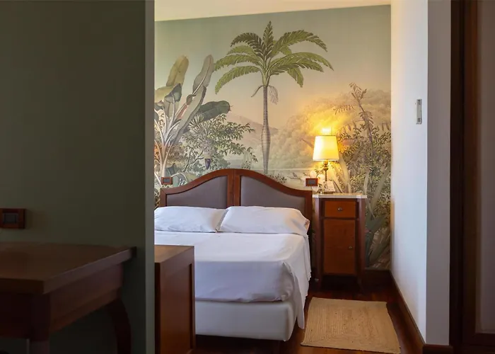 Western Santa Caterina מלון 4*