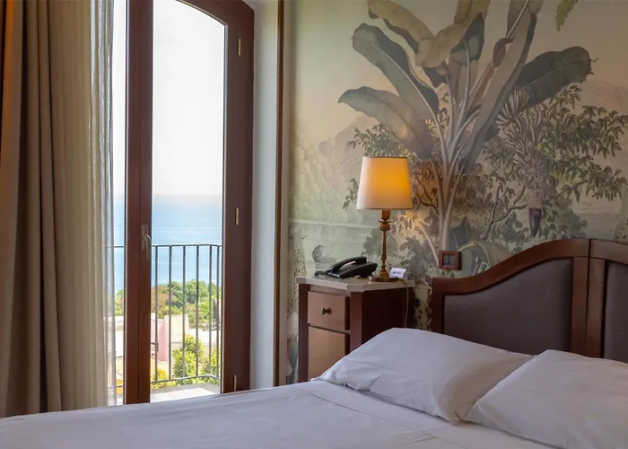 מלון Western Santa Caterina אסראלה