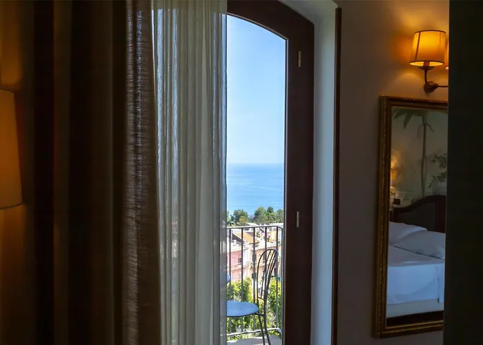 Western Santa Caterina מלון אסראלה