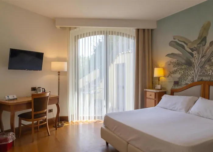 Western Santa Caterina 4*