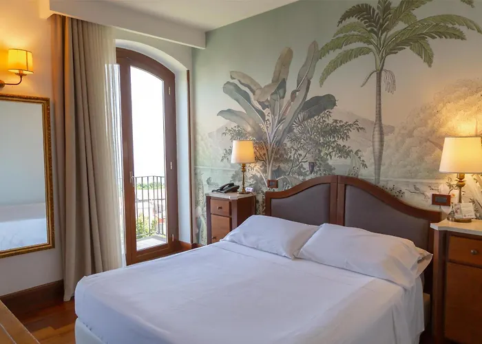 Western Santa Caterina אסראלה