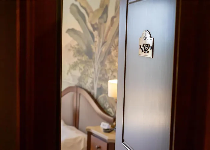 מלון Western Santa Caterina אסראלה