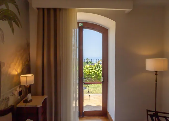 Western Santa Caterina אסראלה