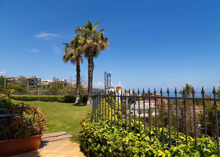 Western Santa Caterina אסראלה